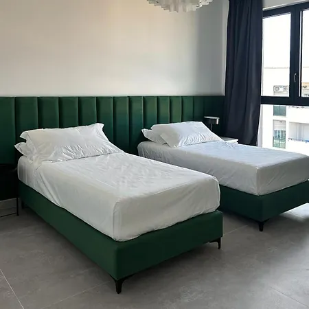 Sunset Boulevard Vlorë