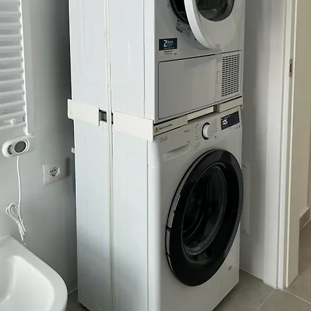 Sunset Boulevard Apartmán Vlorë