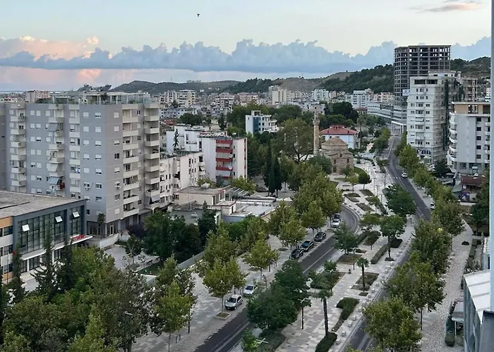 Sunset Boulevard Vlorë